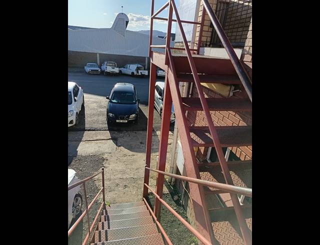 1,747M² WAREHOUSE FOR SALE IN PIETERMARITZBURG CENTRAL